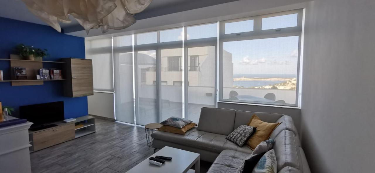 Penthouse "Maltese Scent" Διαμέρισμα Mellieħa Εξωτερικό φωτογραφία